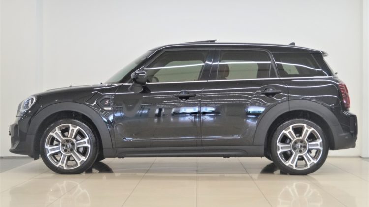 ميني Cooper Countryman 2023 مستعملة للبيع في قطر