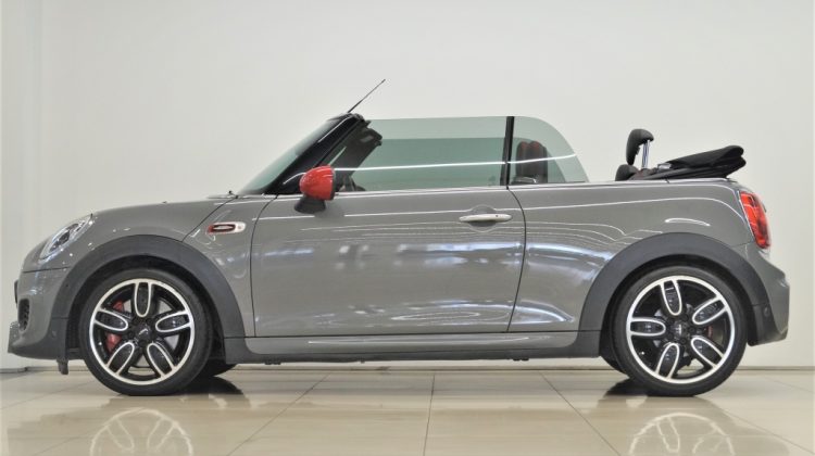 ميني Cooper JCW 2017 مستعملة للبيع في قطر